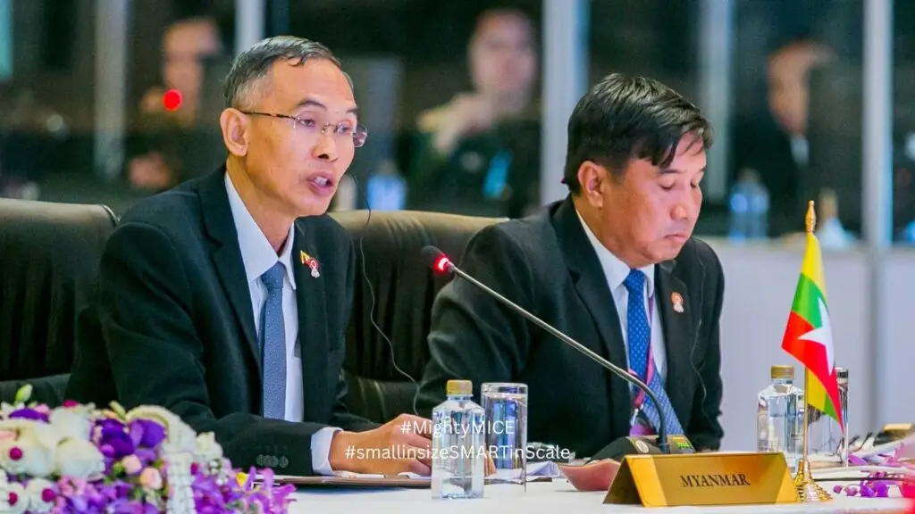 หนึ่งงานประชุม ASEAN Summit ที่ไมตี้ ไมซ์​ให้บริการระบบไมค์ประชุม